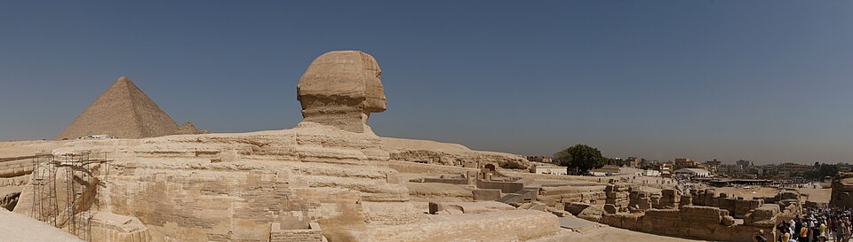 Sphinx and the Great Pyramid of Giza panorama — travel photo of Giza, Egypt