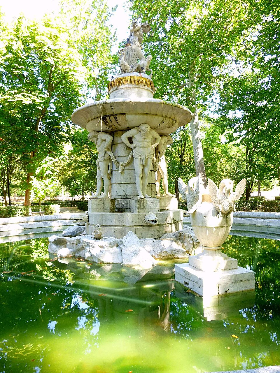 Aranjuez - Real Sitio, Jardín del Príncipe, Fuente de Narciso 1 — travel photo of Jardín del Príncipe, Aranjuez
