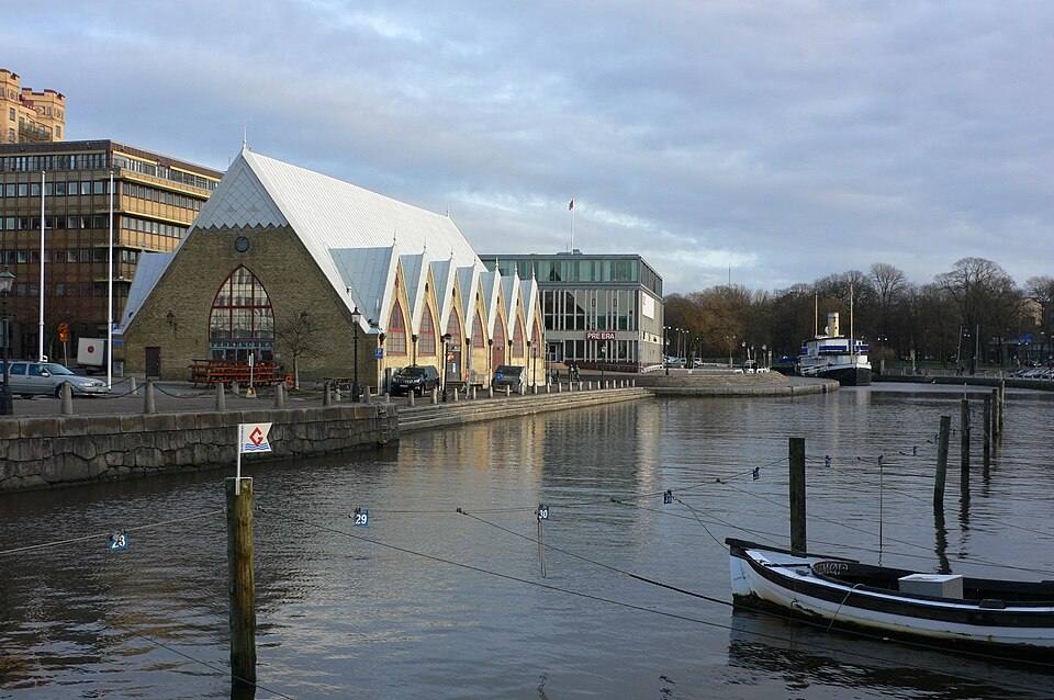 Feskekôrka (Fish church) in Gothenburg ( ) — travel photo of Feskekôrka, Gothenburg