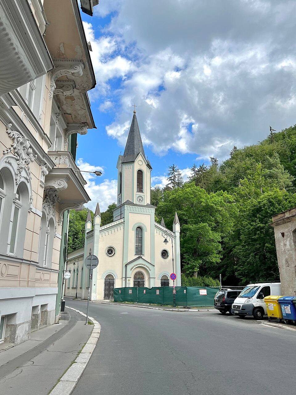 Karlovy Vary, Czech Republic May - Church — travel photo of Karlovy Vary