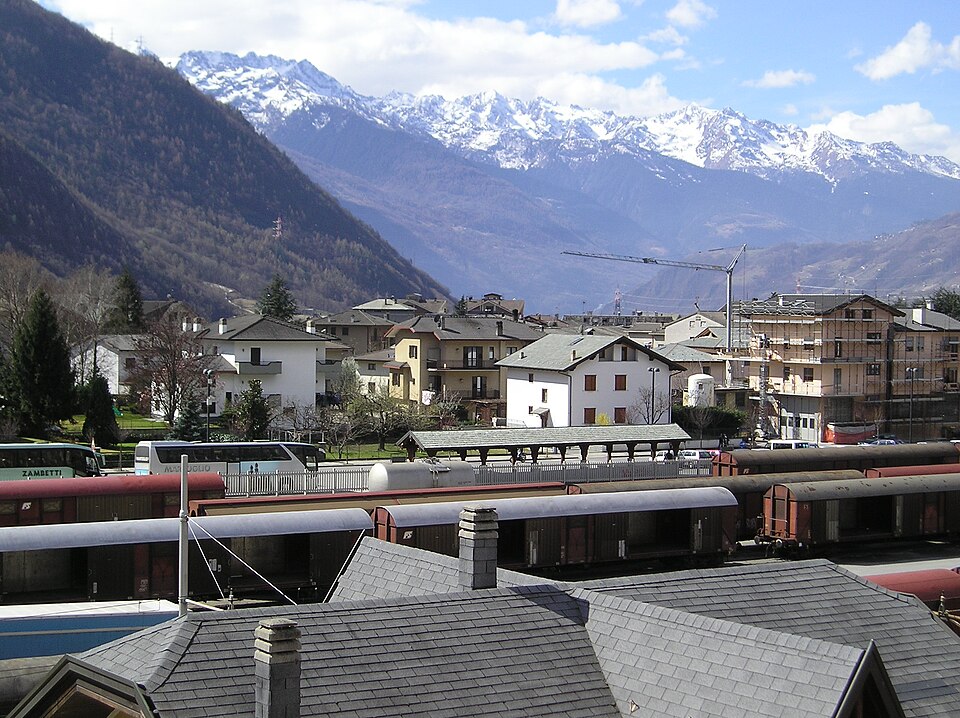 Tirano vista — travel photo of Tirano
