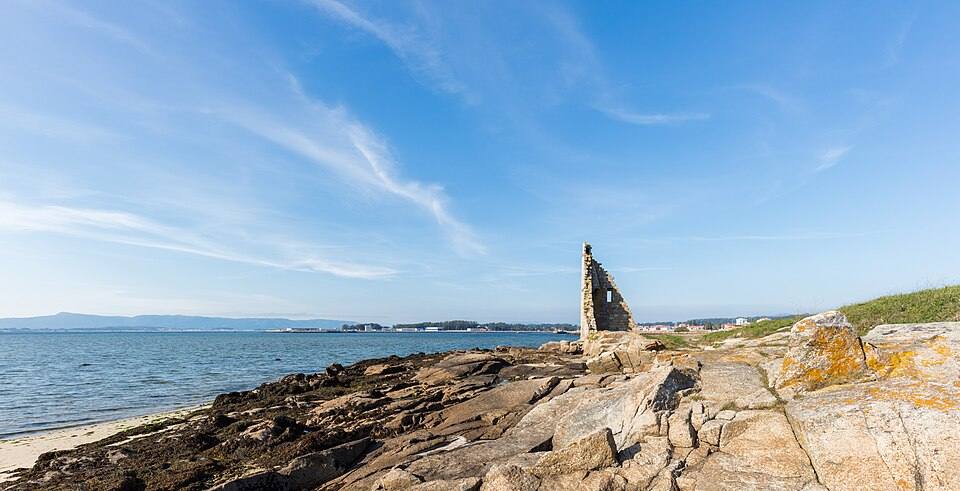 Torre de San Saturniño, Cambados, Pontevedra, España — travel photo of Pontevedra, Galicia