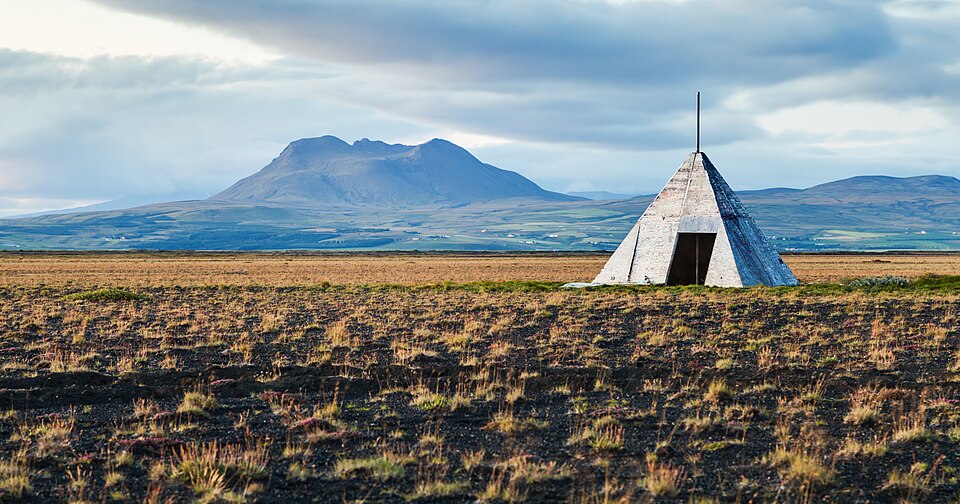 Aeropuerto cerca de Hvolsvöllur, Suðurland, Islandia — travel photo of Hvolsvöllur