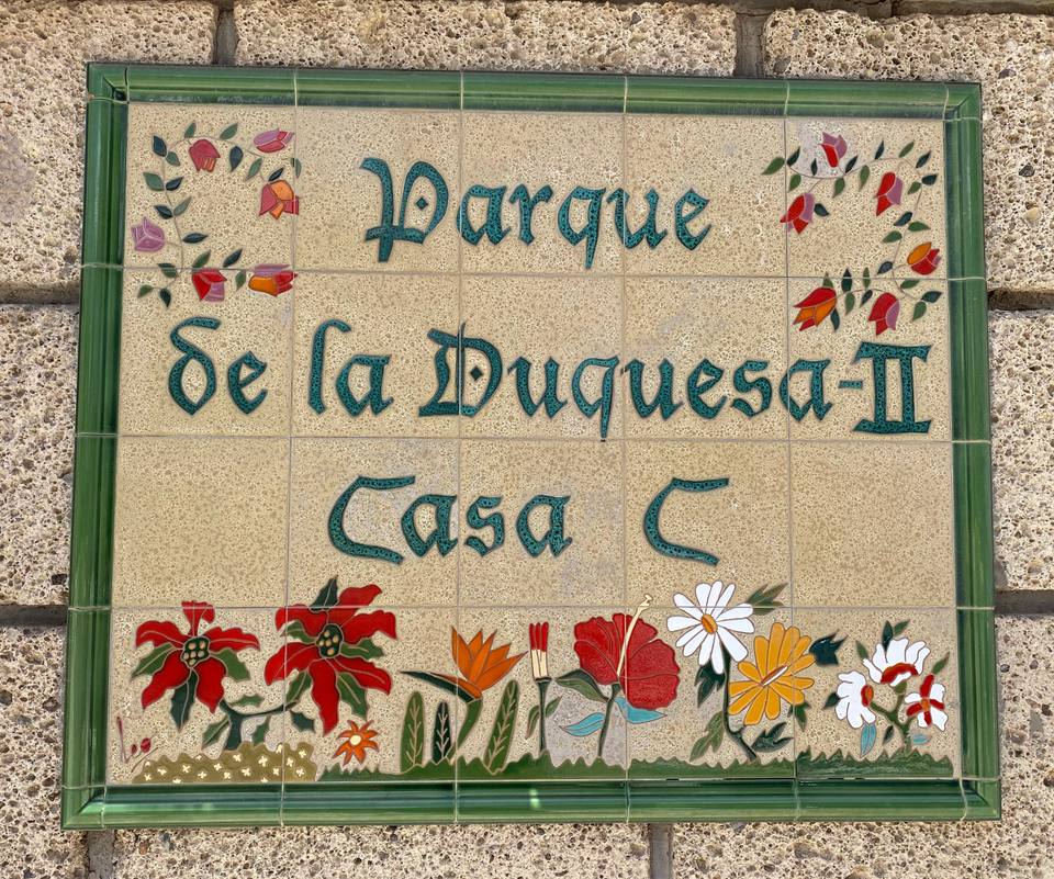 ESP Tenerife, Adeje, Costa Adeje, Plaza Playas del Duque — travel photo of Costa Adeje, Canary Islands