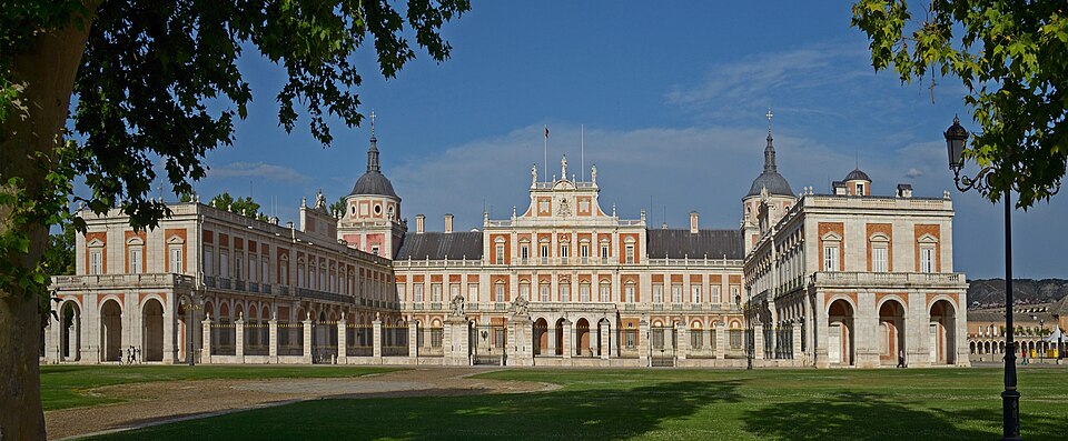 Royal Palace of Aranjuez — travel photo of Royal Palace, Aranjuez