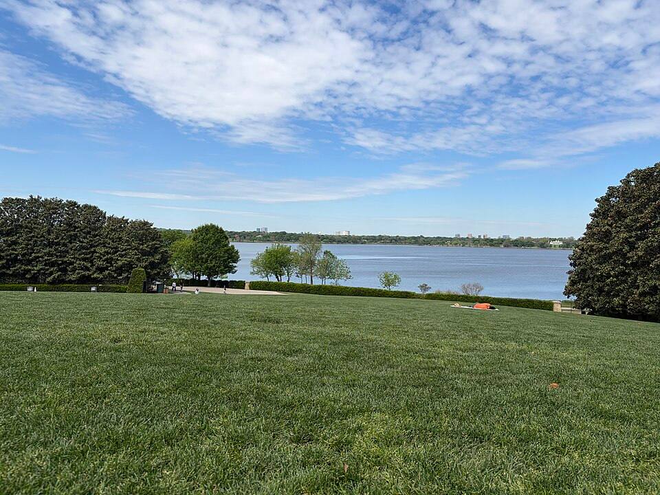 View from the lawn of the Dallas Arboretum — travel photo of Dallas Arboretum, Dallas