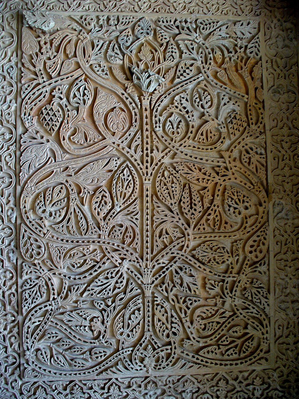 Decoración de Medina Azahara (Córdoba, España) — travel photo of Medina Azahara, Córdoba