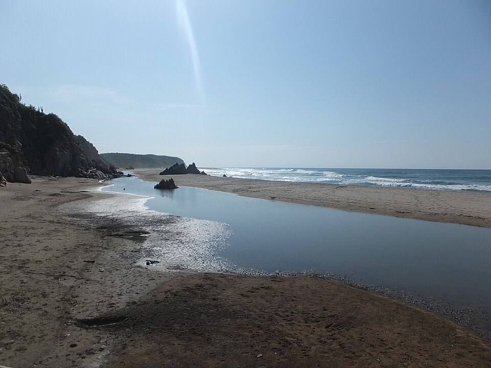 Playa La Bocana, Huatulco, Oaxaca — travel photo of Huatulco