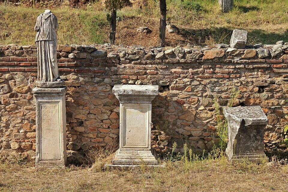 Bitola, Heraclea Lyncestis ( ) — travel photo of Heraclea Lyncestis, Bitola