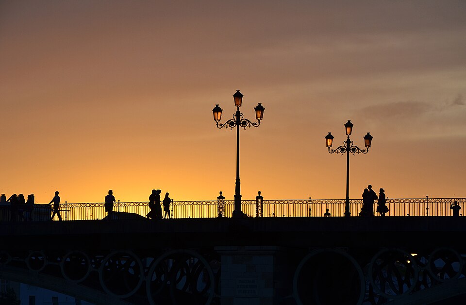 Puente de Triana anochecer — travel photo of Triana, Seville