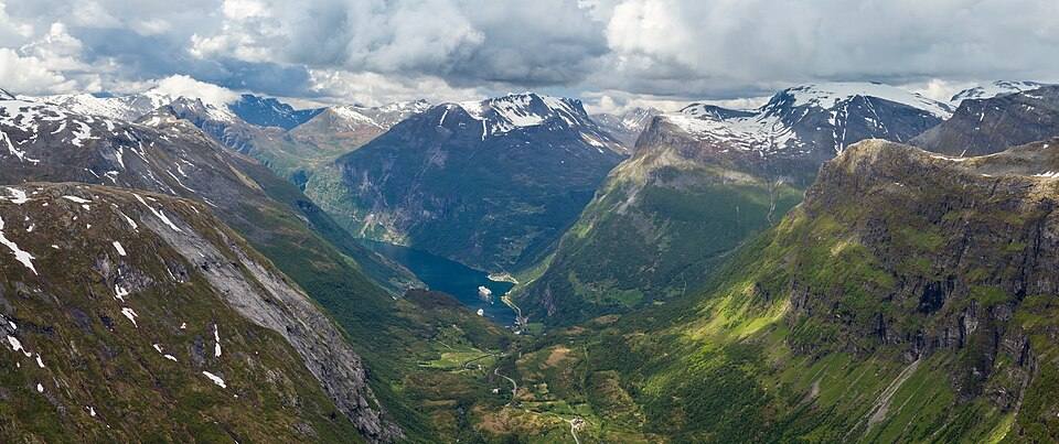 A view towards Geirangerfjord from Dalsnibba, Møre og Romsdal, Norway, June — travel photo of Dalsnibba, The Fjords & Geiranger