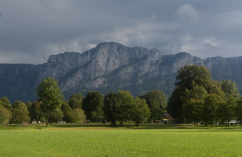 Plomberg, panorama vanaf Mondsee foto7 — travel photo of Mondsee, Salzburg