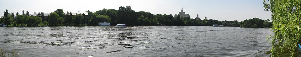 Panorama herastrau1 — travel photo of Herăstrău, Bucharest
