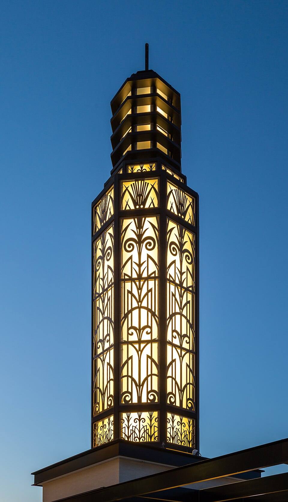 Tower in Uptown, Saanich, British Columbia, Canada — travel photo of British Columbia