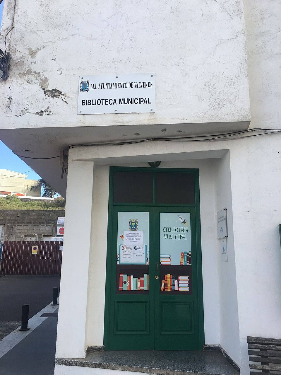 Biblioteca Municipal de Valverde - El Hierro 2 — travel photo of Valverde, Canary Islands