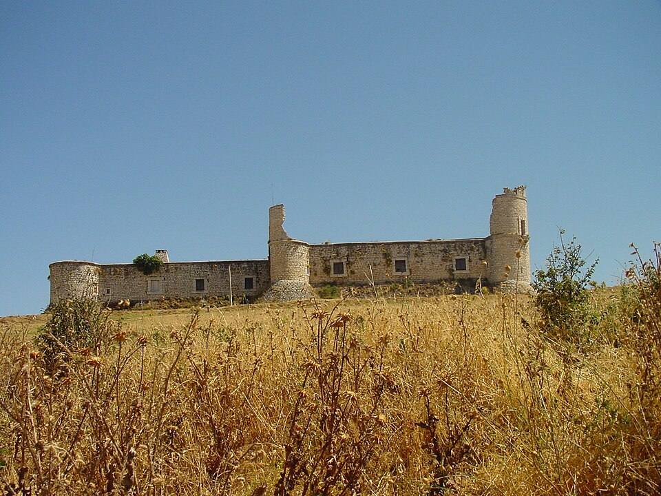 Castillo de los Condes de Cabrera de Chinchón — travel photo of Castillo de los Condes, Chinchón