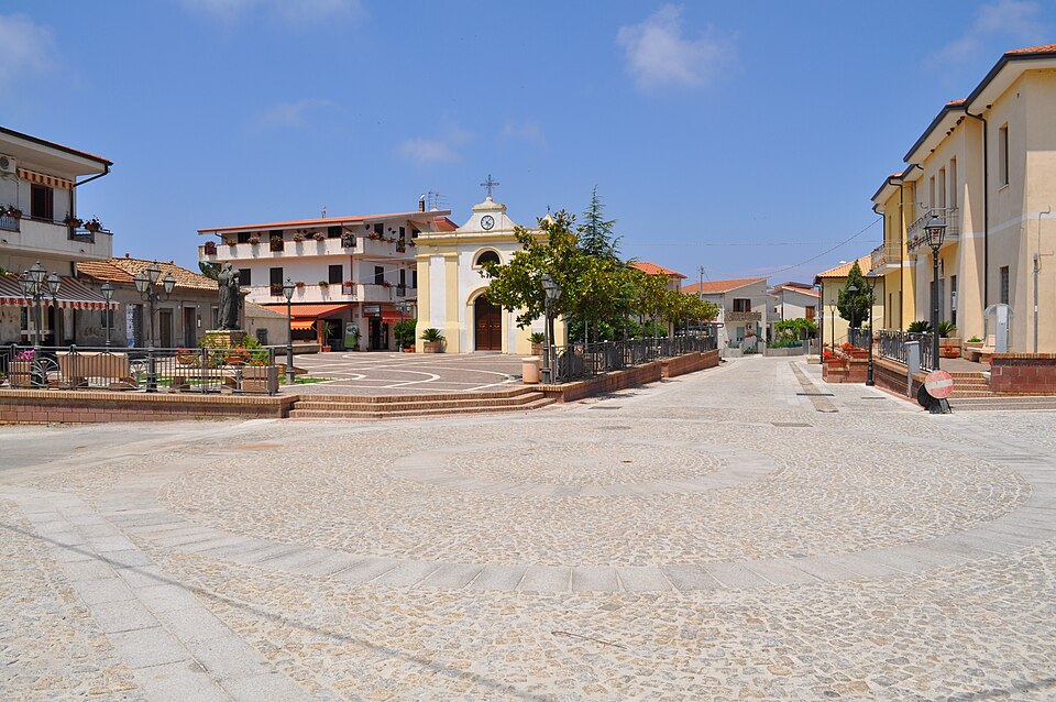 Zambrone piazza — travel photo of Zambrone