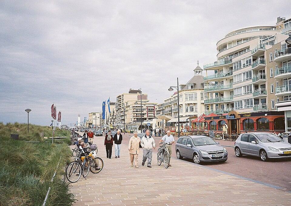 Noordwijk Promenade — travel photo of Noordwijk
