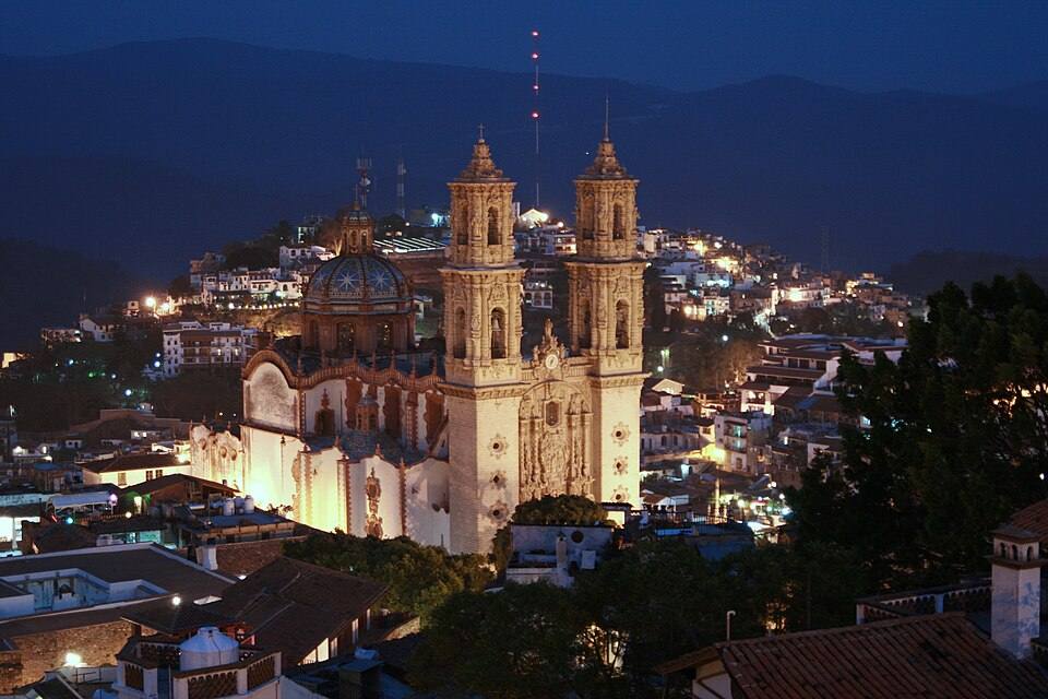 Santa Prisca Church in Taxco, Mexico — travel photo of Santa Prisca, Taxco