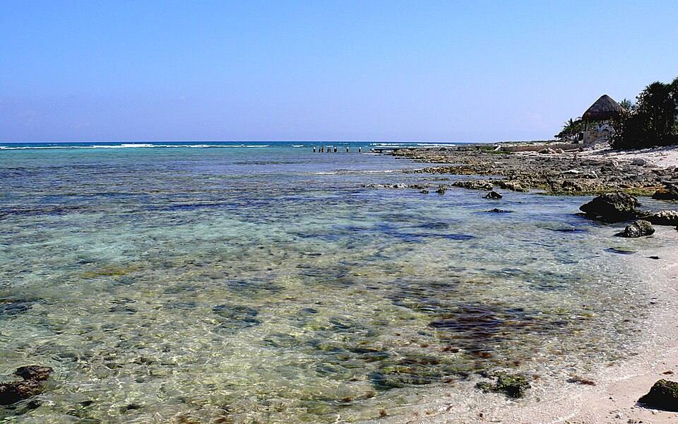 Akumal Half-moon Bay — travel photo of Akumal Bay, Akumal