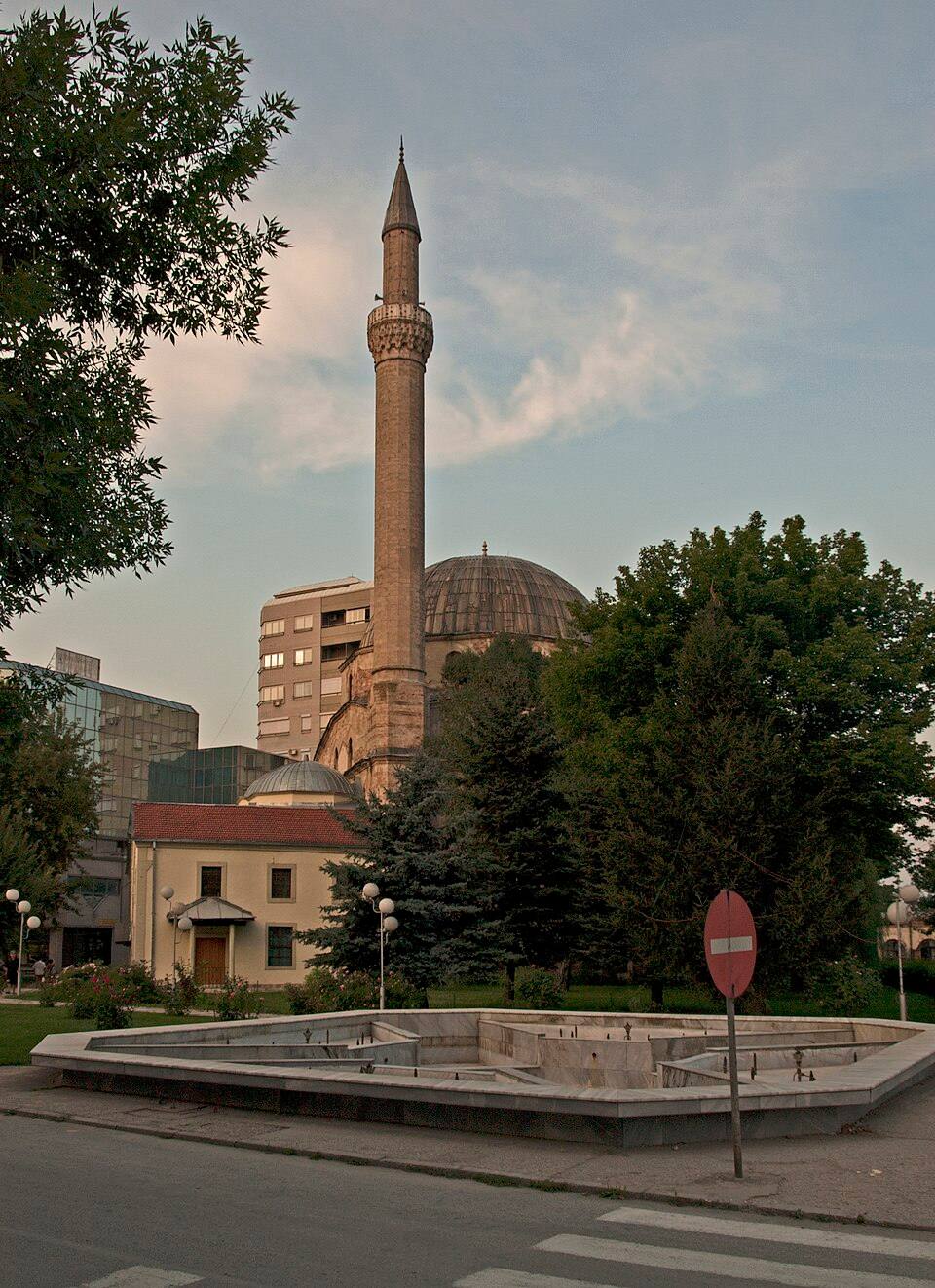 Bitola Ishak Çelebi Mosque from the southwest — travel photo of Bitola, North Macedonia