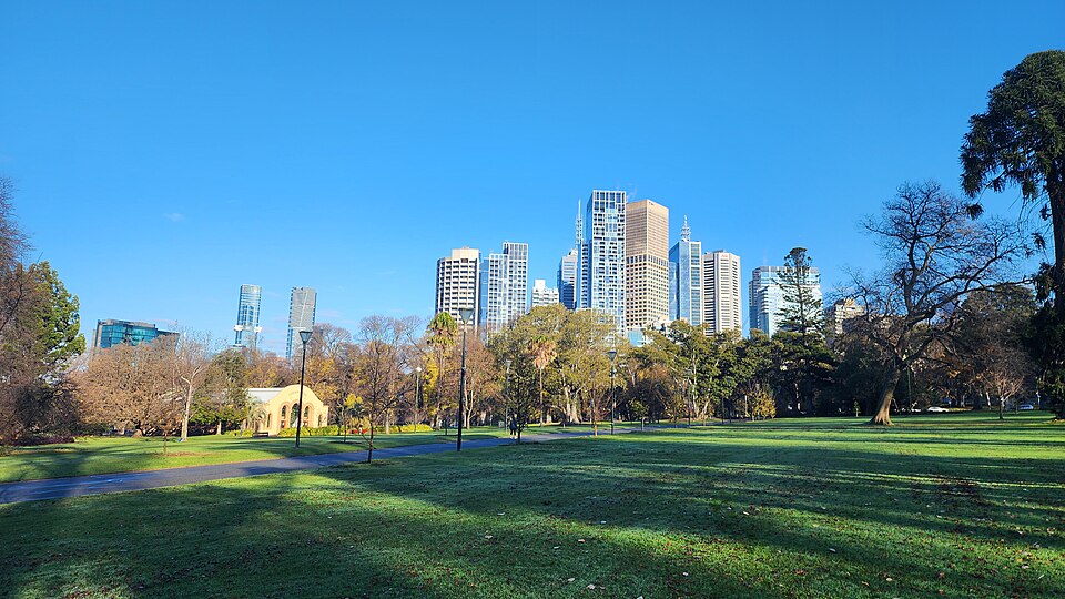 Melbourne skyline view from Fitzroy Gardens — travel photo of Fitzroy, Melbourne
