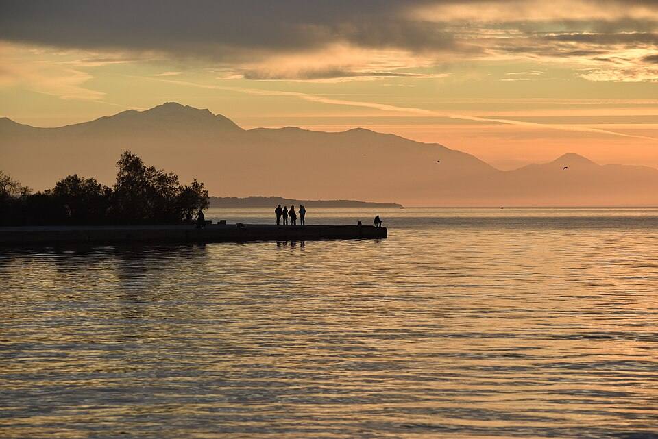 View of Mount Olympus from Thessaloniki — travel photo of Mount Olympus, Thessaloniki