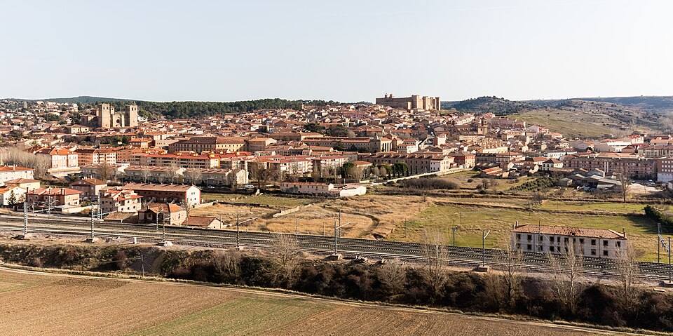 Vista de Sigüenza, España — travel photo of Sigüenza