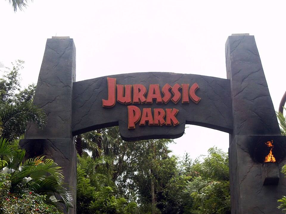 Jurassic Park Entrance Arch at the Universal Islands of Adventure — travel photo of Jurassic Park, Universal's Islands of Adventure