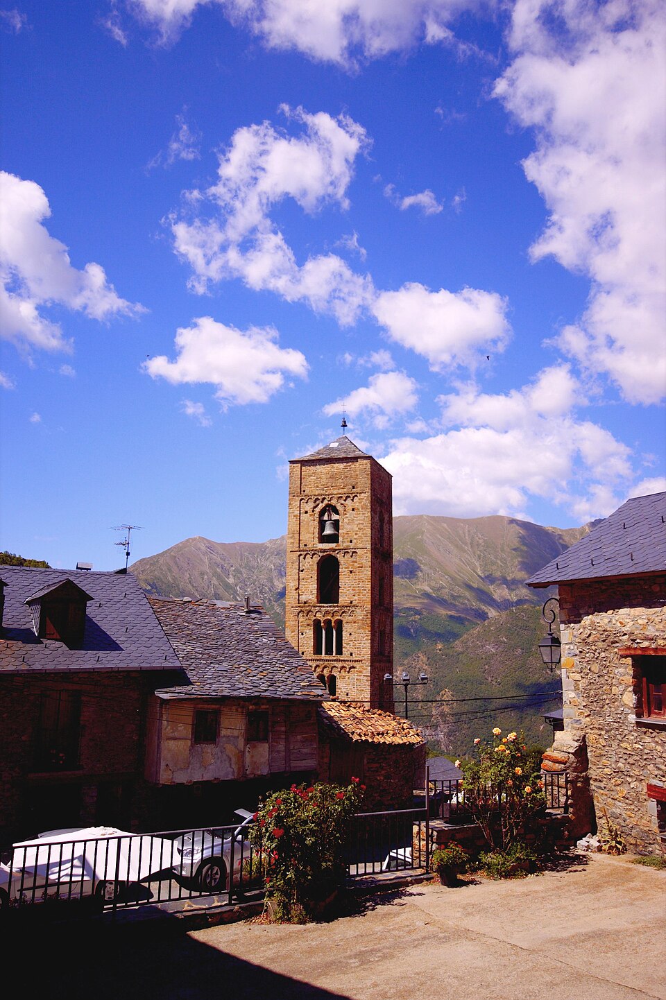 Església de Santa Eulàlia d'Erill-la-vall (La Vall de Boí) - 3 — travel photo of Vall de Boí, Lleida