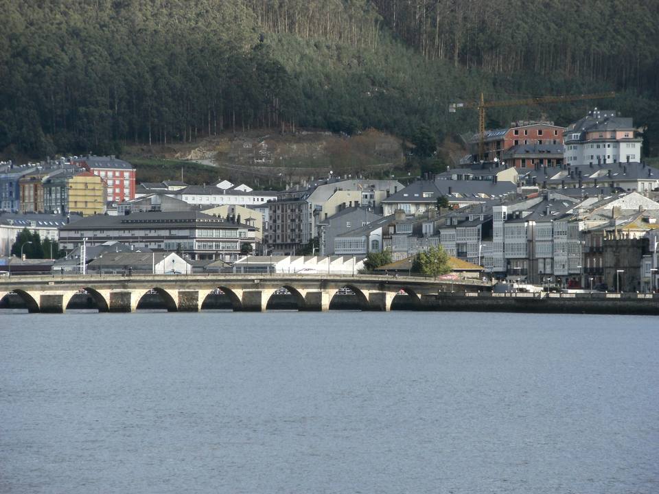 Ponte da Misericordia, ría de Viveiro, Lugo, España — travel photo of Viveiro, Lugo